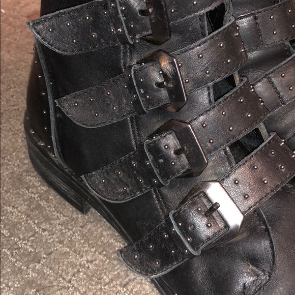 Steve Madden Booties - Picture 2 of 5